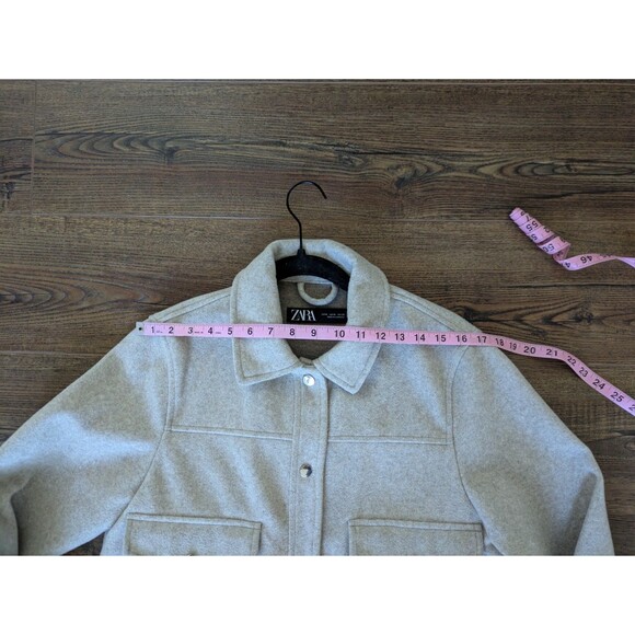 ZARA STUDIO FAUX WOOL METAL BUTTON CROPPED JACKET Biege Size Medium - Picture 7 of 10